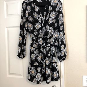 DR2 Black floral long sleeve dress